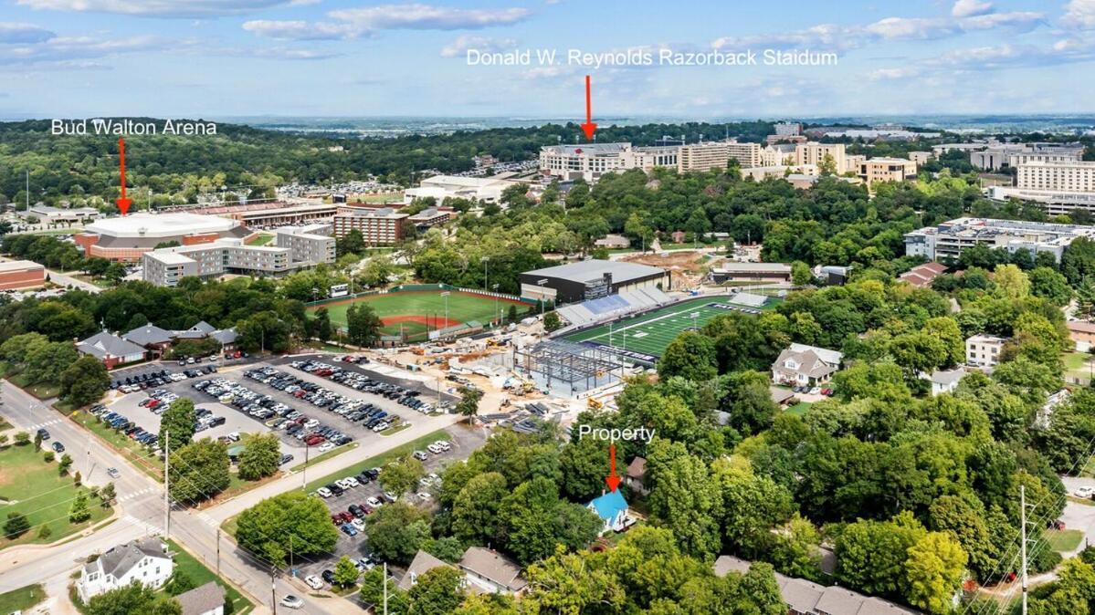 The Tailgater Walkable To U Of A Villa Fayetteville Exterior photo